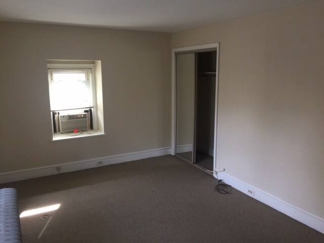 Building Photo - 1611 N Rodney St