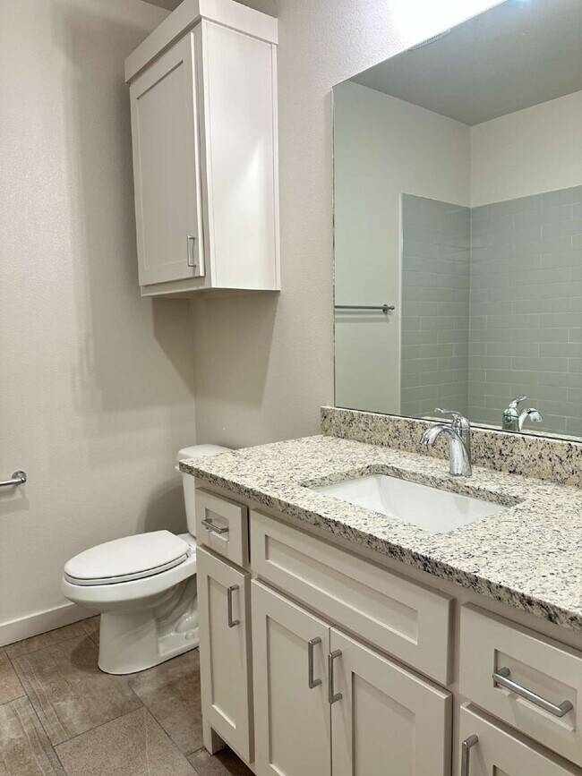 Building Photo - Brand new townhomes in Frenship ISD!