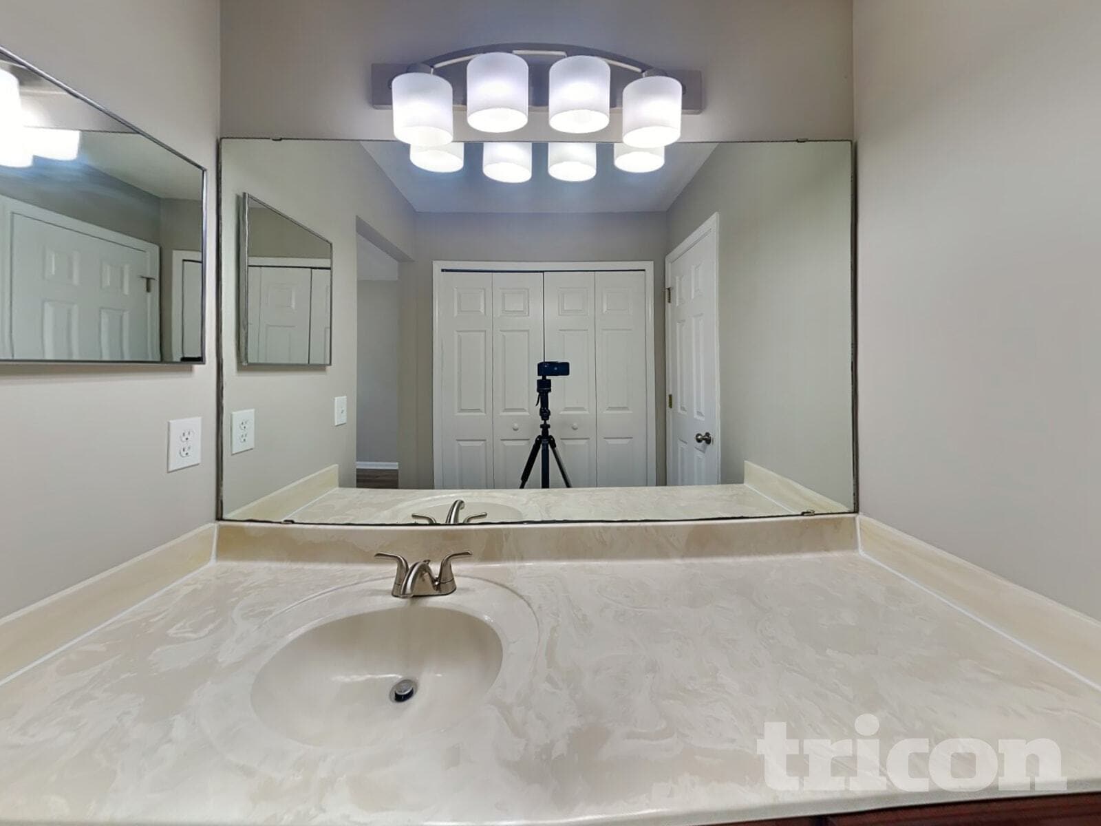 Building Photo - 1668 Hidden Forest Ln