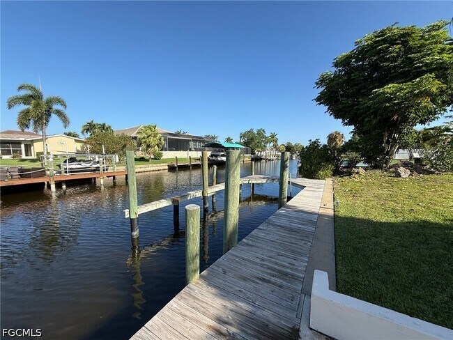 Building Photo - 5354 Coral Ave