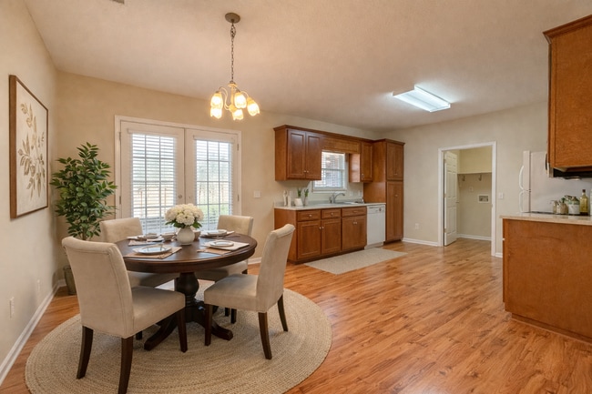 Building Photo - 1131 Trellis Ct