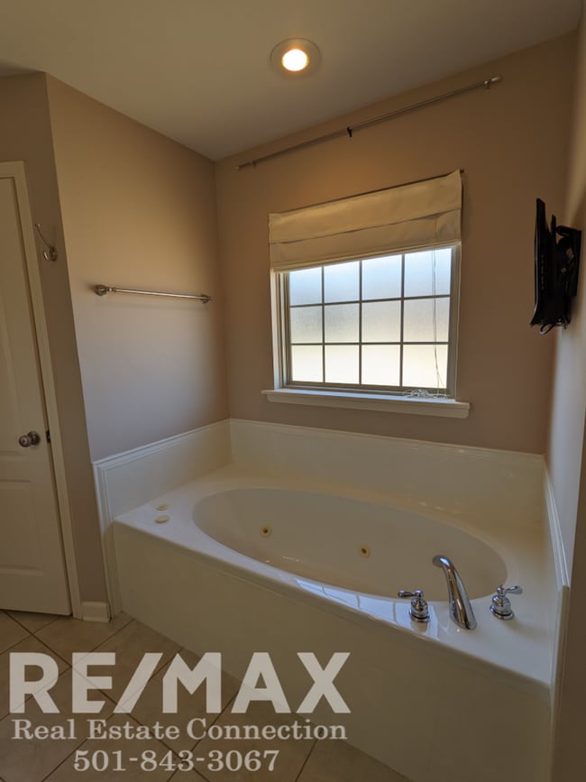 Building Photo - Sorry No Smoking and Pets Permitted with Restrictions