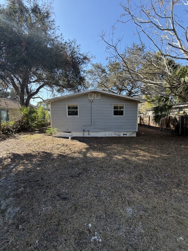 Building Photo - 1834 44th St S