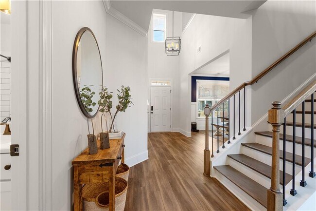 Building Photo - 409 Carmichael Cir