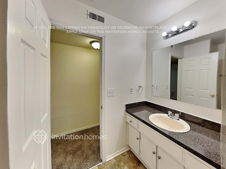 Building Photo - 3452 Spring Terrace Ln