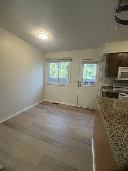 Building Photo - 1967 Slaton Ct