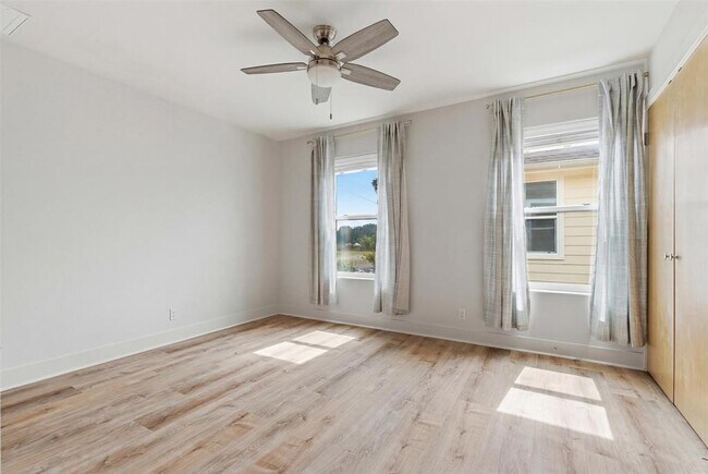 Building Photo - 1101 Grove Blvd