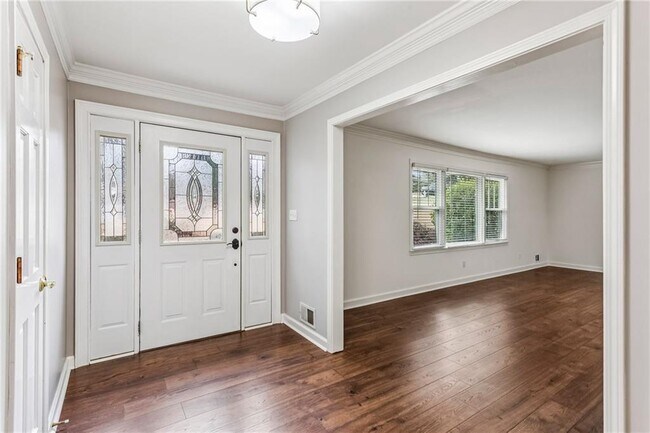 Building Photo - 1164 Fairfield Drive