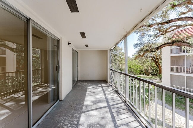 Building Photo - 606 NW 13th St