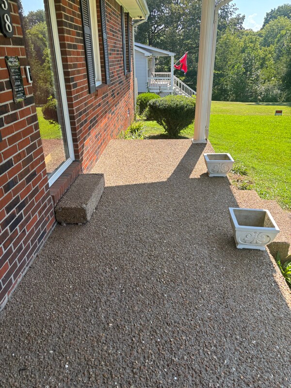 Building Photo - 638 Chitwood Dr