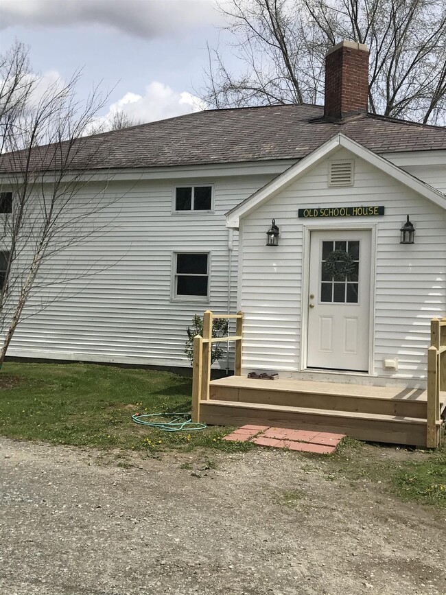 Building Photo - 67 Covered Bridge Rd