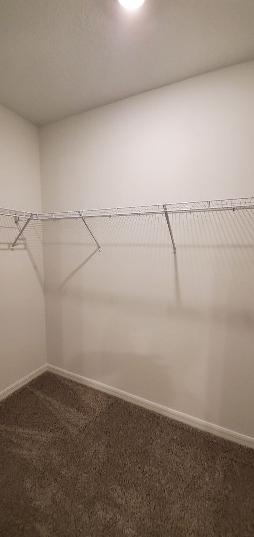 Building Photo - Like New!!! 3-Bedroom, 2-Bathroom in Winte...