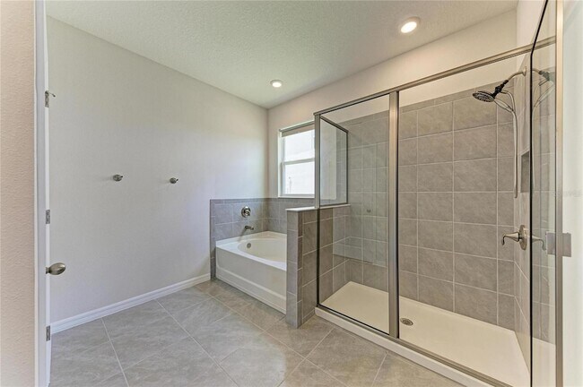 Building Photo - 12432 Dora Trl