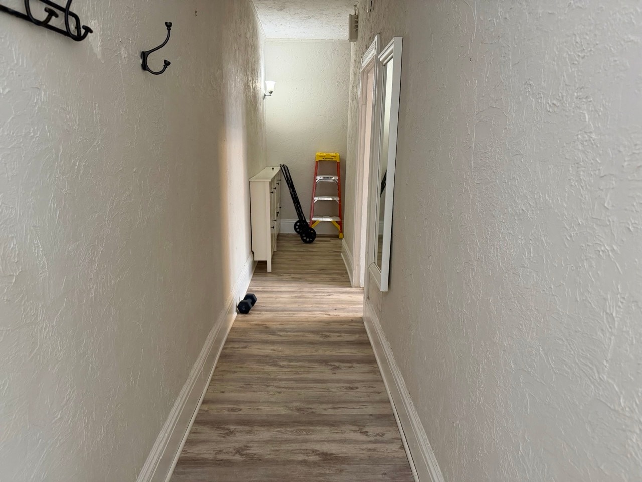 Building Photo - 14 Glenville Ave