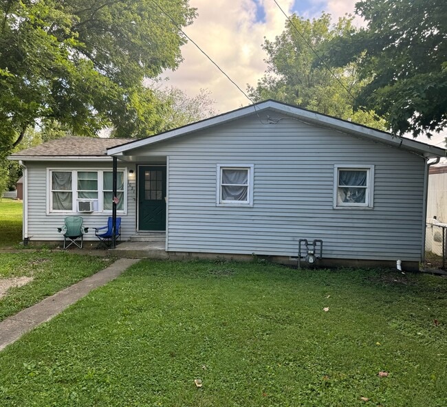 Primary Photo - Oak Grove