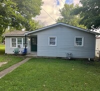 Building Photo - Oak Grove