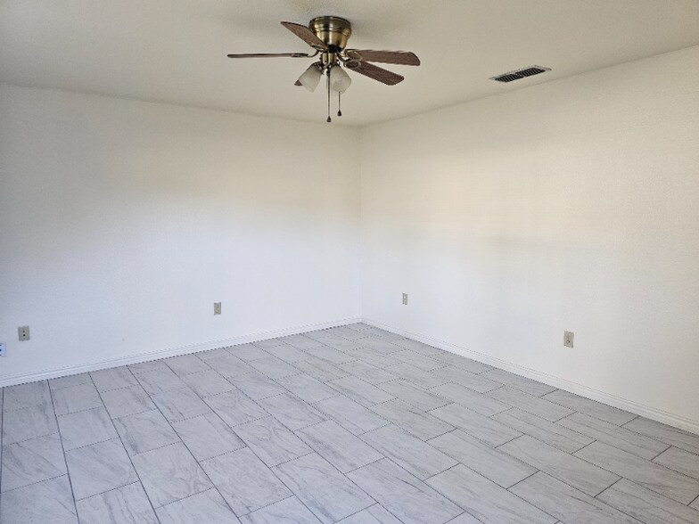 Building Photo - 2014 Secretariat Trail