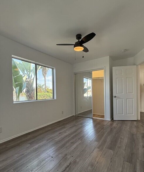 Building Photo - 1505 S Dunsmuir Ave