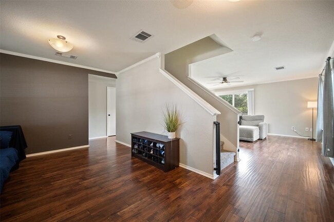 Building Photo - 308 Sunny Brook Dr