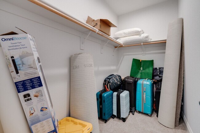 Building Photo - Luxury 4 Bedroom Home in Gated El Dorado Hills Community!