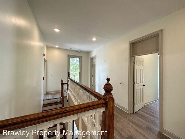 Building Photo - 8 br, 6 bath House - 514 W Kirkwood Ave