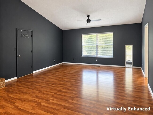 Building Photo - 394 Castleton Cir