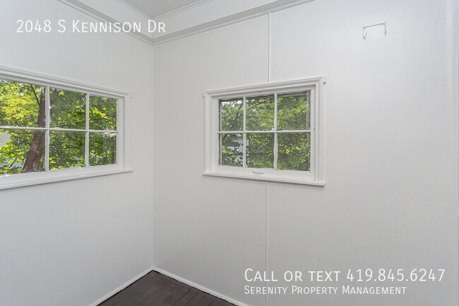 Building Photo - 2048 S Kennison Dr