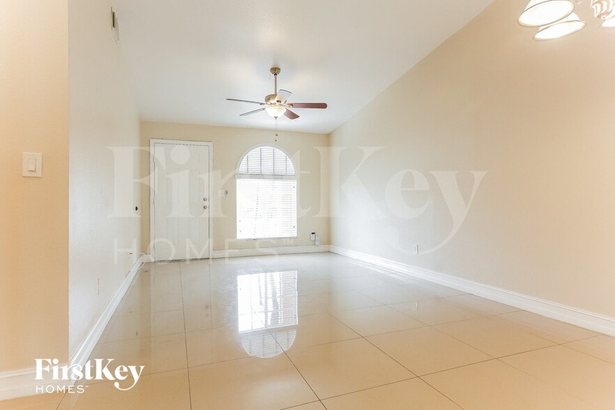 Building Photo - 7681 NW 181st Terrace