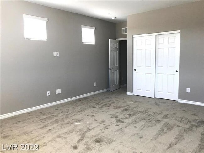 Building Photo - Smart Home. Henderson Beauty In Gated Comm...