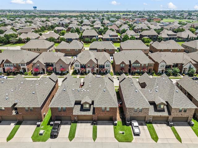 Building Photo - 4261 Comanche Dr