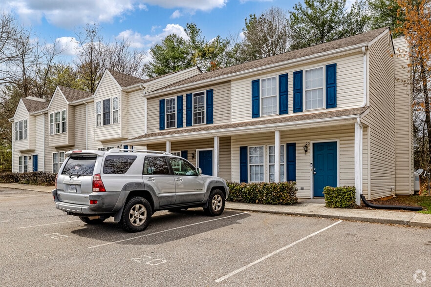 Building Photo - Del Ray Townhomes