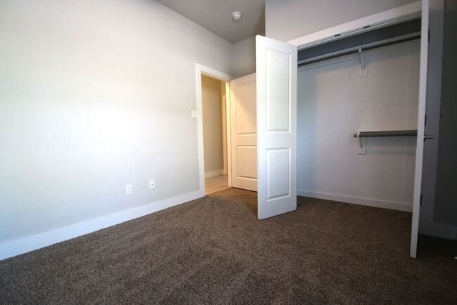 Building Photo - COMING SOON! Modern 3BR/2BA Duplex with 2-Car Garage & Fenced Yard — Fort Worth, TX | Pet Friendly
