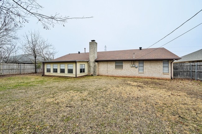 Building Photo - Welcome to your new home!