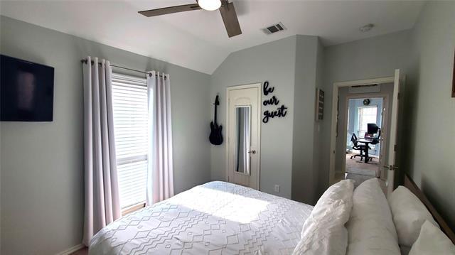 Building Photo - 1020 Lake Meadow Ln