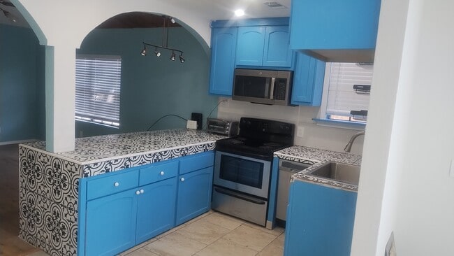 Building Photo - 9974 Elder