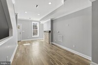 Building Photo - 513 Scott St