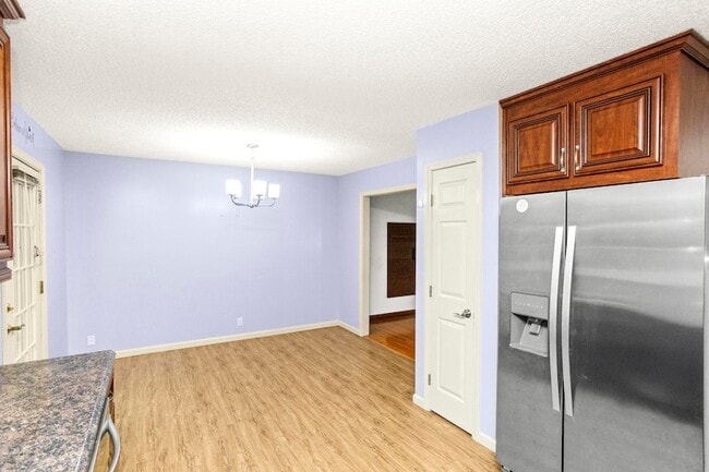 Building Photo - 2909 Cherry Hills Dr