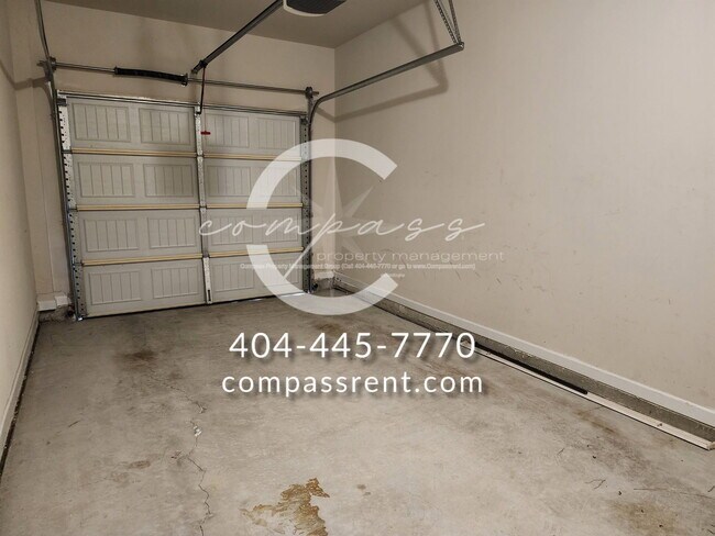 Building Photo - 6048 Oak Bend Ct