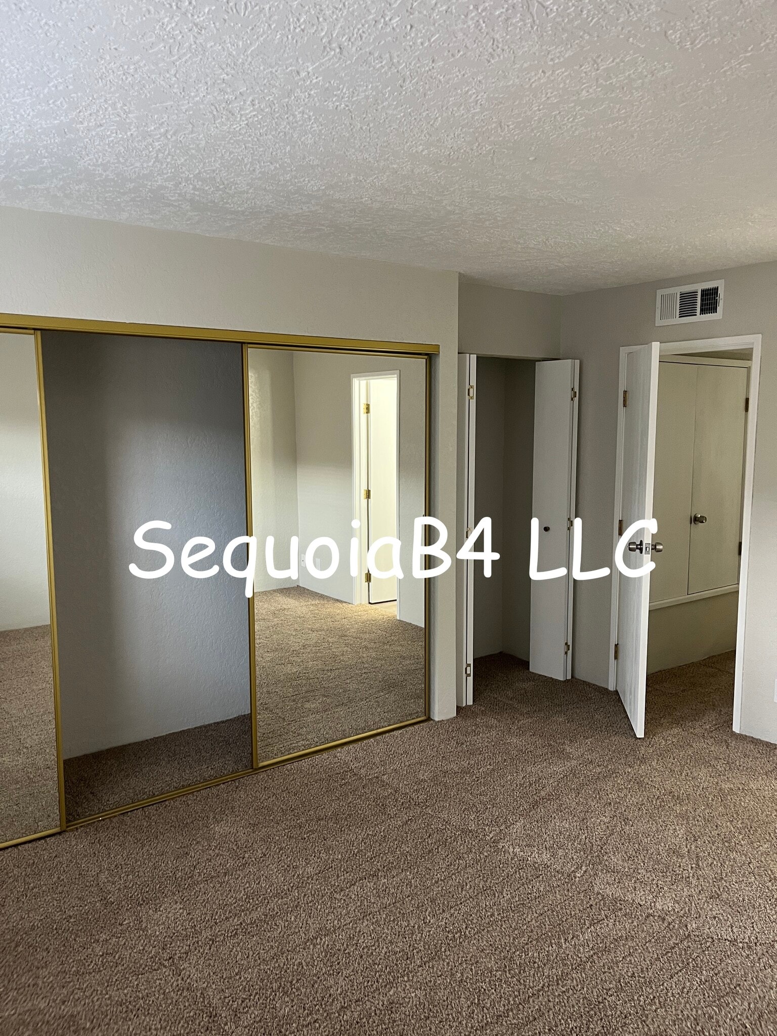 Building Photo - 6041 Sequoia Rd NW