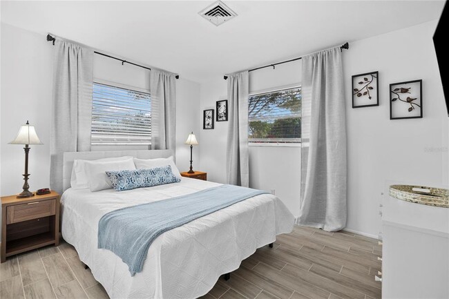 Building Photo - 437 Hickory Rd