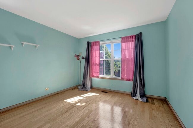 Building Photo - 2164 Seaver Ln