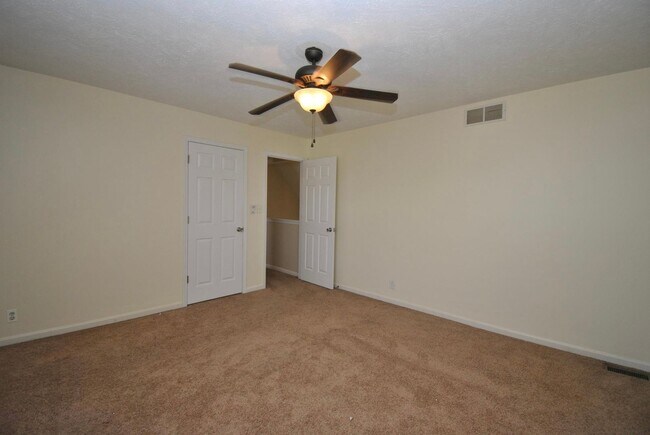Building Photo - 5307 Silver Wing Blvd
