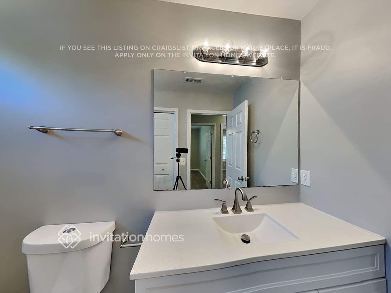 Building Photo - 474 Carlisle Dr