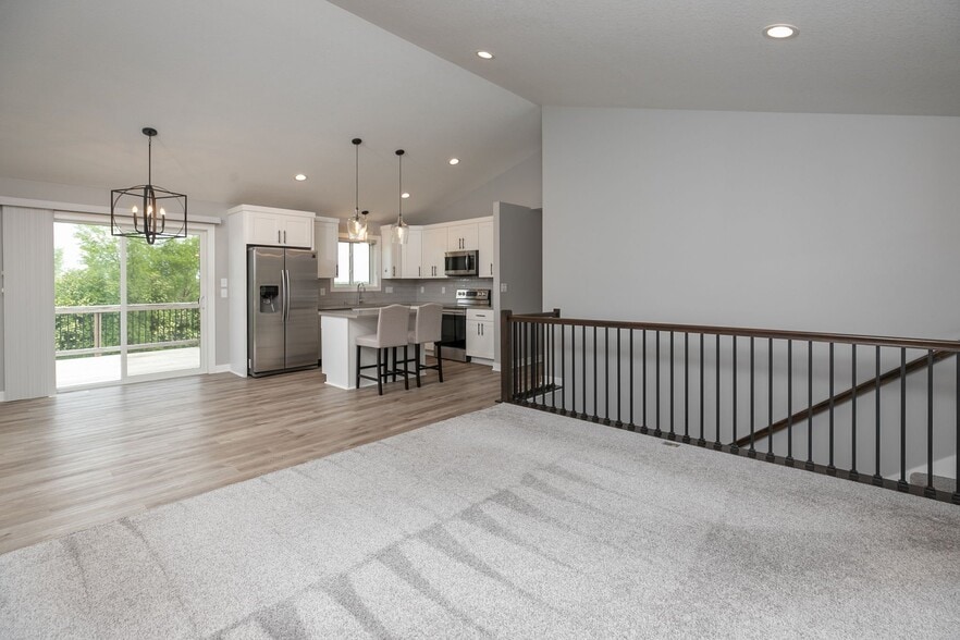 Building Photo - 863 Portsmith Dr NW