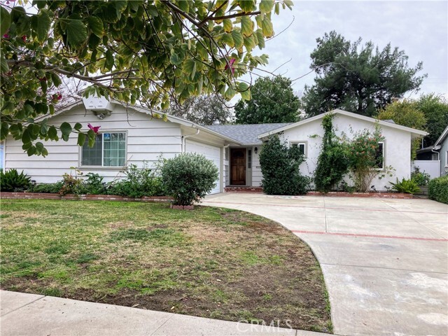 Primary Photo - 23464 Sylvan St