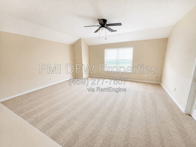 Building Photo - 2332 Boardwalk Dr