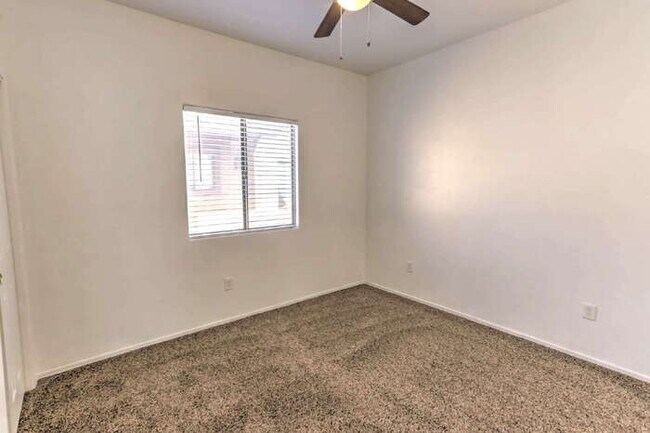 Building Photo - Rancho Sahuarita Home