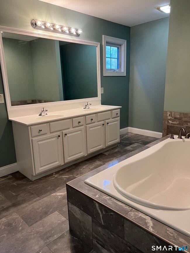 Building Photo - 22 Alcott Way