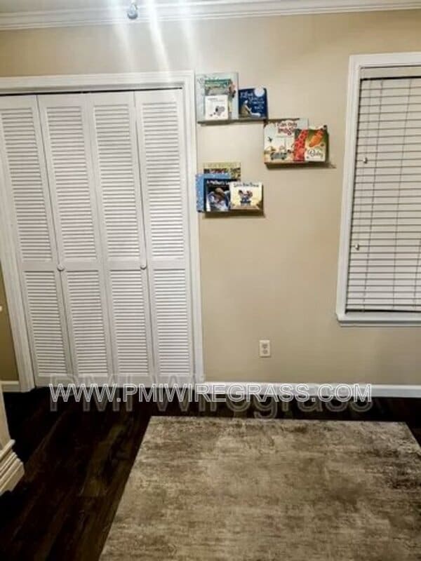 Building Photo - 401 Wildwood Dr