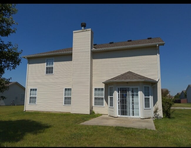 Building Photo - 2425 Bluewood Way